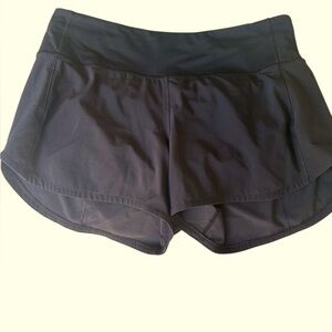 Lululemon Athletic Shorts Speed shorts 4-inch size 6